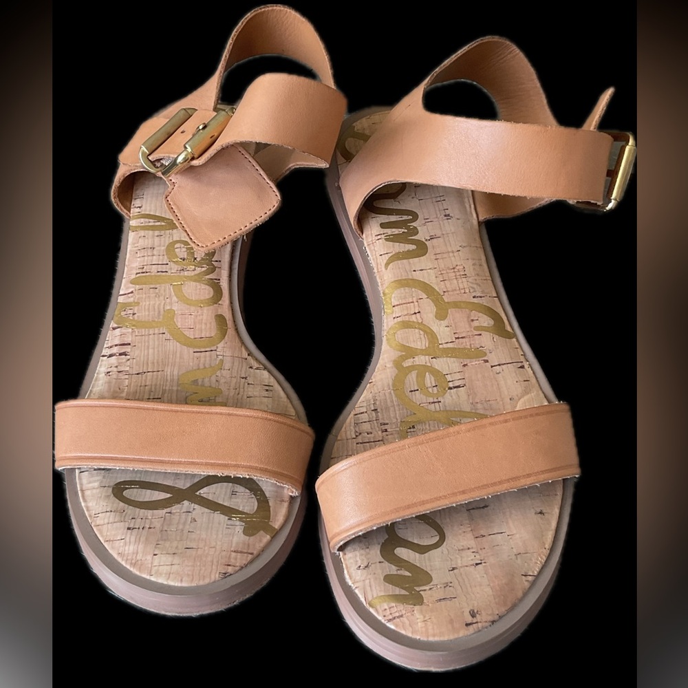 Classic Sam Edelman Trina buckled and gold block heels sandals